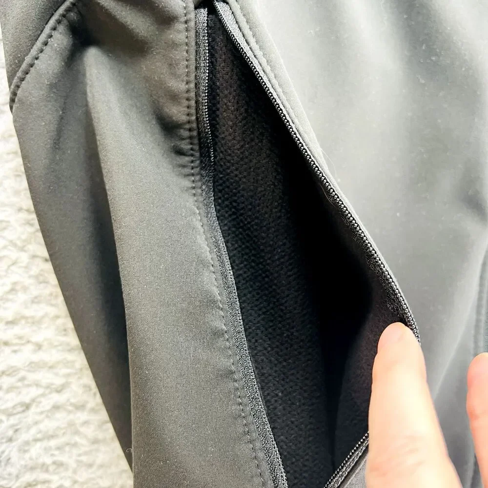 The North Face Jacket Mens Medium Black Apex Risor Softshell Fleece Lined